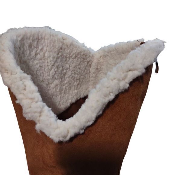 Torrid Faux Suede Shearling‎ Top Knee High Boots Size 10.5W - Picture 7 of 12